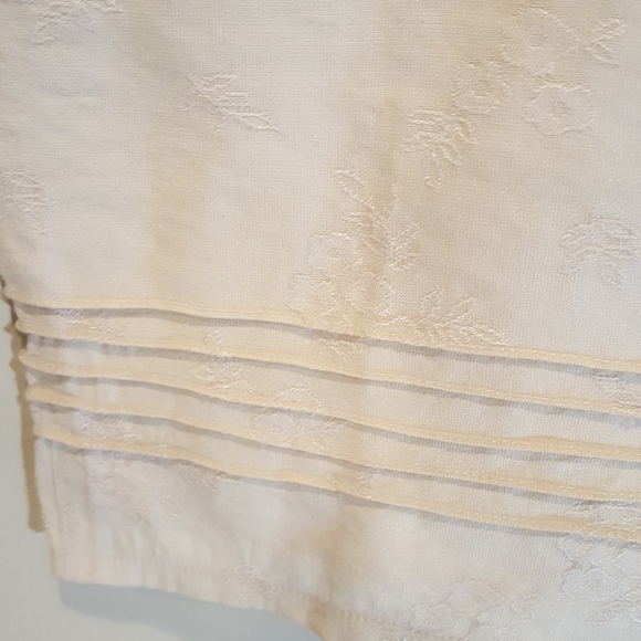 Bellicimo Straight Line Dress - Picture 2 of 3